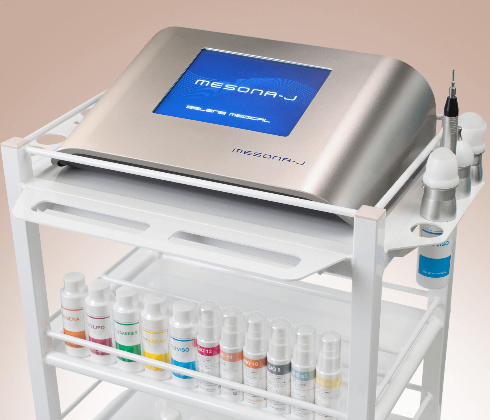 世界で初めて国産に成功した経皮導入機